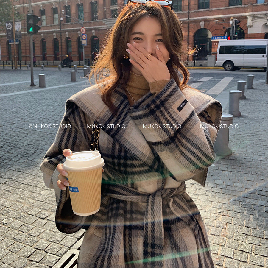 Grid patterned double-sided woolen coat